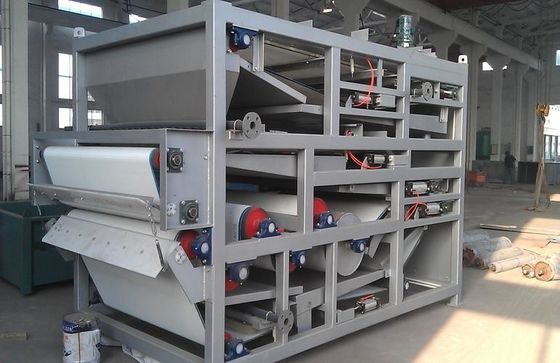 Beli Disesuaikan 98% Desalination Belt Press Machine Belt Press Dewatering Untuk Dewatering Limbah online manufacture