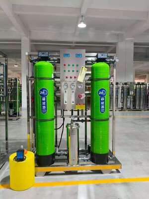 Beli Sistem Pembersihan Air RO hemat energi dengan Filtrasi Multi-Tahap dan Kapasitas Disesuaikan untuk Pengolahan Air Limbah pembuatan online